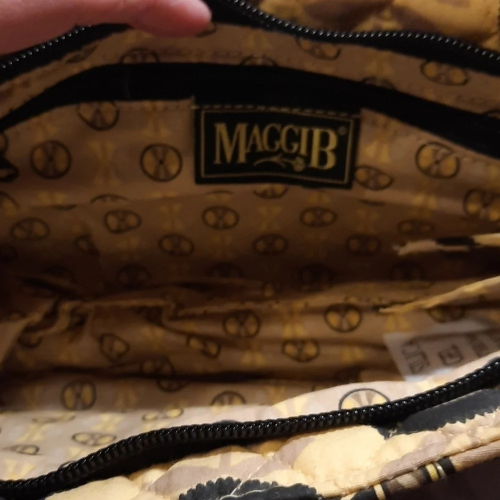 MaggiB LemonDrop Hobo Purse NWT